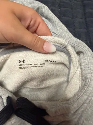Under Armour Hoodie Women’s Grey Large thumbnail 2