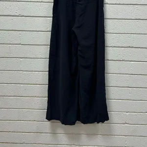 H & M Black Wide Leg Dress Pants size 2 thumbnail 8