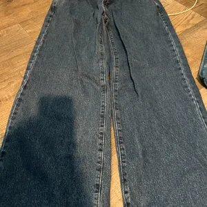 Edikted wide leg jeans size small‎ thumbnail 7