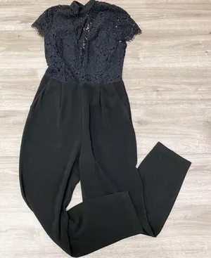 Dynamite Black Lace V Neck Jumpsuit Cap Sleeve Pockets Small thumbnail 1