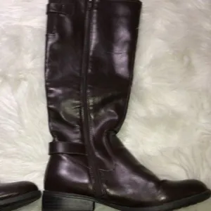 Life Stride Women's Cold Weather Weather Side Zipper Dark Brown Boots Sz 8.5 thumbnail 3