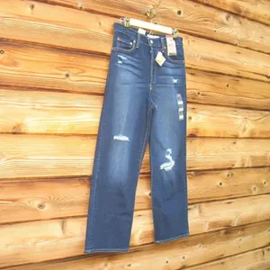 NWT Levi's Ribcage Straight Ankle Jeans thumbnail 4