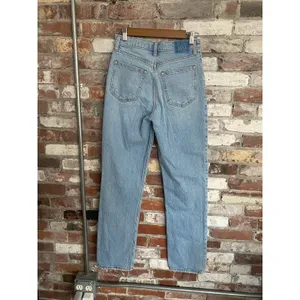 Abercrombie & Fitch 90s Straight Ultra High Rise Distressed Jeans 26 2R Light thumbnail 7