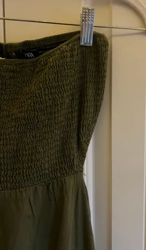 Dress thumbnail 7