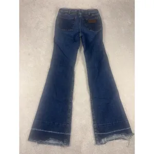 Women's Wrangler Retro Flare Jeans 27x32 High Rise Trouser Boot Cut Raw Hem thumbnail 6