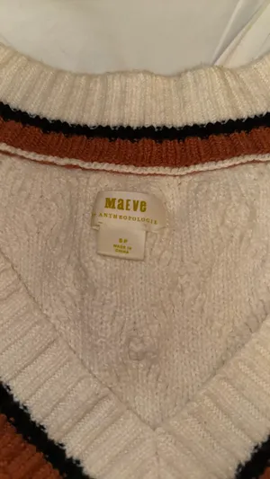 Maeve Anthropologie cropped sweater thumbnail 3