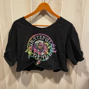 Grateful Dead dancing rainbow bears oversized festival distressed crop t-shirt thumbnail 4