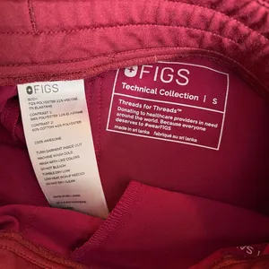 Figs Zamora Scrub Pants Dark Pink Drawstring Jogger Style Cargo Pocket Small thumbnail 4