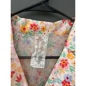Sadie & Sage Floral Short Sleeve Romper White Multi‎ Color Button Front Size M thumbnail 3