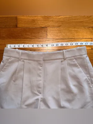 Abercrombie & Fitch‎ Curve Love A&F Sloane Low Rise Tailored Short Beige size 32 thumbnail 6