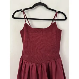 NWD Lulus Tandria Burgundy Smocked Sleeveless Midi Dress Size Large thumbnail 6