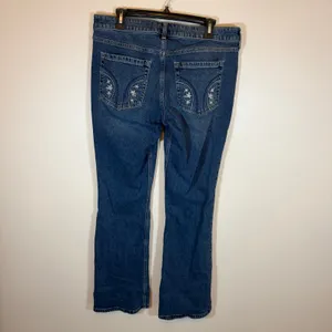 Hollister Low Rise Boot Cut Jeans Dark Wash Blue Womens 32 Long Floral Pockets thumbnail 5