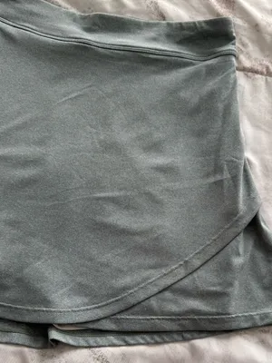EleVen by Venus Williams Gray Wrap-Style Circle Skirt with white shorts, size M thumbnail 3