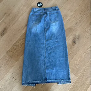 White Fox Boutique - Take My Picture Denim Maxi Skirt in Blue thumbnail 3