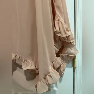 Xscape cape ruffle dress pale pink size 6 thumbnail 5