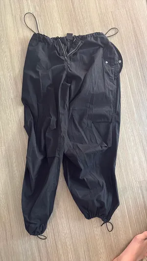 Let’s Fran’s urban outfitters balloon pants thumbnail 1