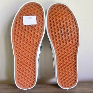 Vans NEW Women's Classic Checkerboard Slip On Shoe Size 9.5 #154 thumbnail 9