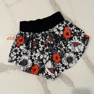 Free People Movement NWT Carpe Diem Printed HR Shorts Women’s Large Tuxedo Daisy thumbnail 8