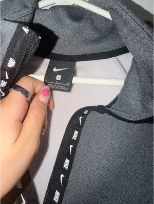 Nike Quarter-Zip thumbnail 4