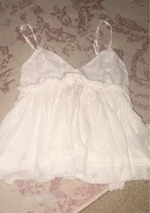 Urban Outfitters Top thumbnail 1