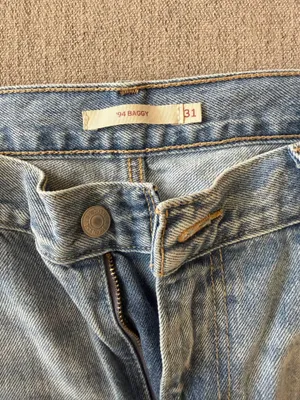 Levi’s  thumbnail 2