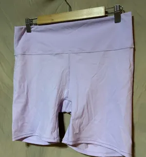 Skims for everybody high-waisted shorts thumbnail 1