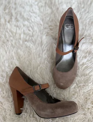 Gianni Bini Brown‎ Suede Leather Block Heel Mary Jane Pumps Size 8.5M thumbnail 1