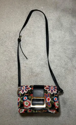 Lulus Petal Lined Path Black Embroidered Purse thumbnail 2