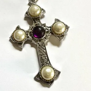 Sarah Coventry crusader cross pendant necklace thumbnail 6