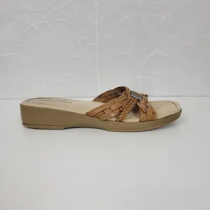 Minnetonka Women's Sandals 8 Tan Medallion Leather Flat Comfort Slides Slip On thumbnail 4