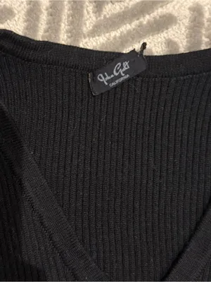 Brandy Melville Black Ribbed V-Neck Button-Front Cardigan thumbnail 4
