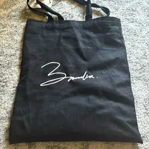 Bamba 80s Tote thumbnail 2