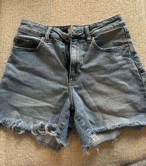 H&M Short thumbnail 1