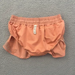 Lululemon Hotty Hot Short Low Rise 2.5" Pink Savannah Athletic Women's 6 thumbnail 5