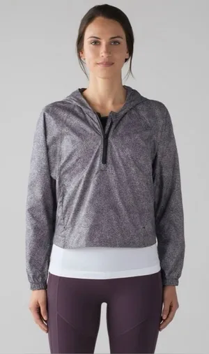 🆕 NWOT Lululemon I Put A Shell On You Crop Jacket Lightweight Pullover Hood 6 thumbnail 1