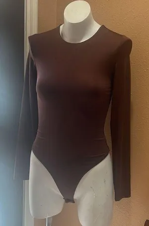 SWS contour brown long sleeve bodysuit Size M thumbnail 2