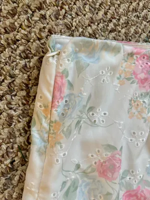 Altar’d State NWOT white boho spring skirt with pink & blue flowers on it thumbnail 8