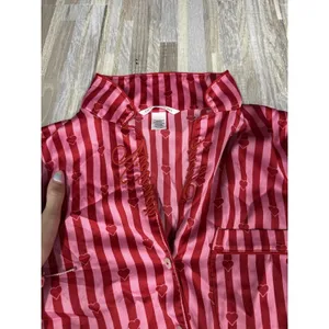 Victoria's Secret Pajama Set Womens XS Pink Heart Stripe Satin Shorts thumbnail 3