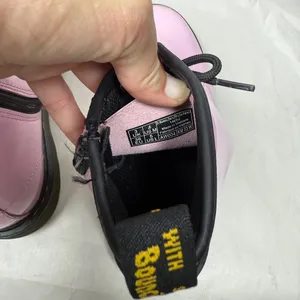 Dr.Martens 1460 Patent Leather Lace Up Boots Pale Pink Women Sz 5 Big kids 6.5 thumbnail 12