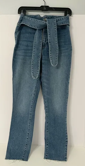 Abercrombie Ultra High-Rise Jeans thumbnail 1