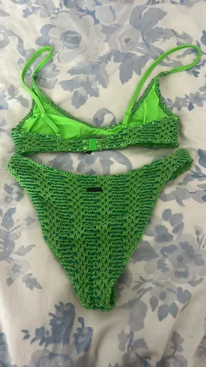 Triangl Bikini Set thumbnail 2