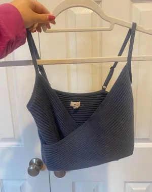 Cropped Knit thumbnail 2