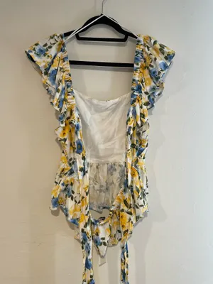 Francesca's Top thumbnail 4