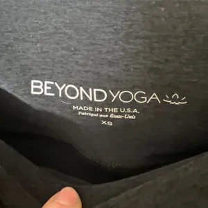 Beyond Yoga Hot Shot Circle Skort‎ Black Size XS EUC thumbnail 4