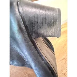 GRAY Sandy Black Leather Cap Toe Ankle Boots Back Zip Block Heel Minimalist 8.5M thumbnail 12