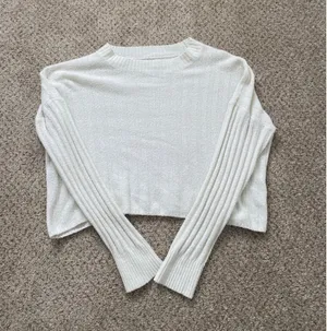 American eagle off white sweater  thumbnail 4