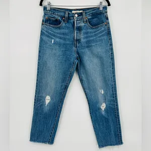 Levi’s Wedgie Cropped Ankle High Rise Distressed Raw Hem Jeans High Waisted 27 thumbnail 6