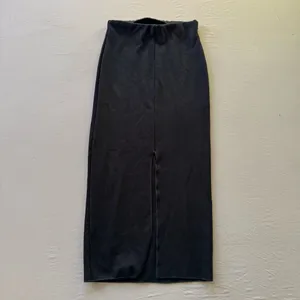 Zara Knit SLIT PENCIL SKIRT thumbnail 5