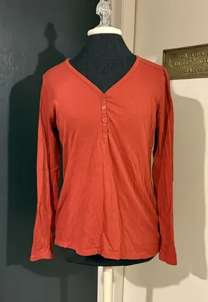 Loft 100% Cotton Rust Long-Sleeve V-Neck Henley Button Front Top 💜 thumbnail 1
