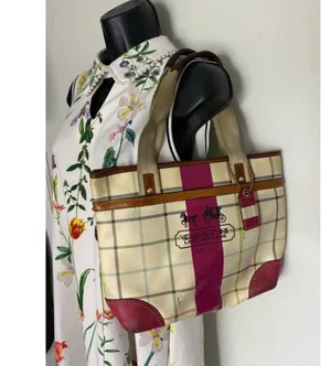 Coach Cream Red Coated Canvas Signature Handbag thumbnail 6